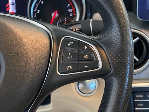 Used 2018 Mercedes-Benz GLA 250 4MATIC image 31