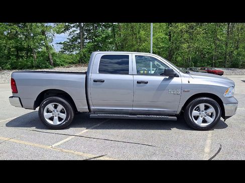 Certified 2024 RAM 1500 Tradesman w/ Tradesman SXT Package AWD/4WD image 9