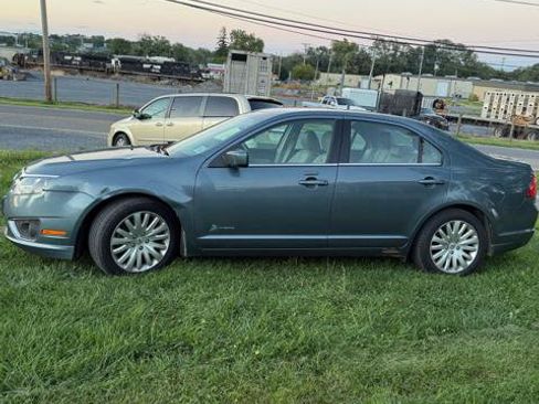 Used 2011 Ford Fusion Hybrid w/ 502A Rapid Spec Order Code FWD image 5