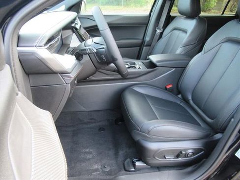 New 2026 Jeep Cherokee Limited AWD/4WD image 16