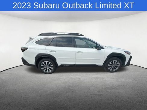 Used 2023 Subaru Outback Limited XT AWD/4WD image 11