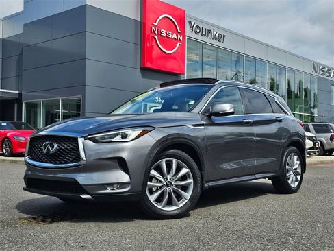 Used 2022 INFINITI QX50 Luxe image 1