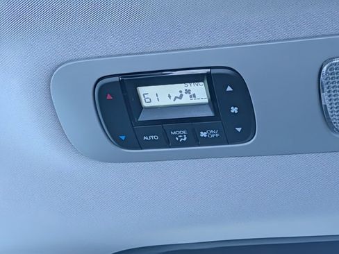 Certified 2024 Honda Odyssey Touring image 17