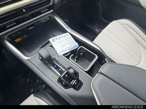 New 2026 Lexus TX 500h AWD image 15