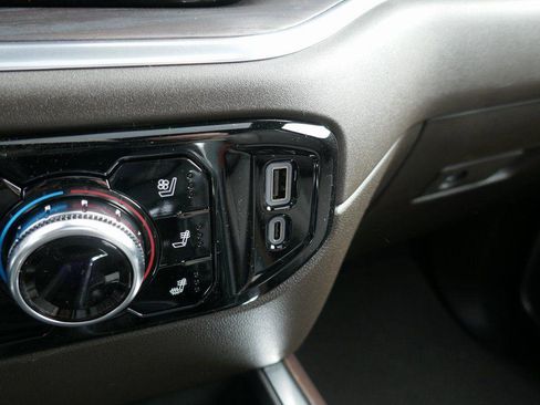 New 2026 GMC Sierra 1500 SLT w/ SLT Premium Plus Package image 23