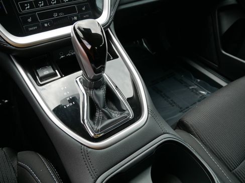 Used 2025 Subaru Legacy Premium AWD/4WD image 24