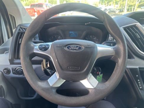 Used 2015 Ford Transit 350 XLT RWD image 18