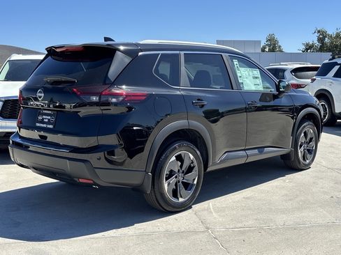 New 2025 Nissan Rogue SV w/ SV Premium Package image 3