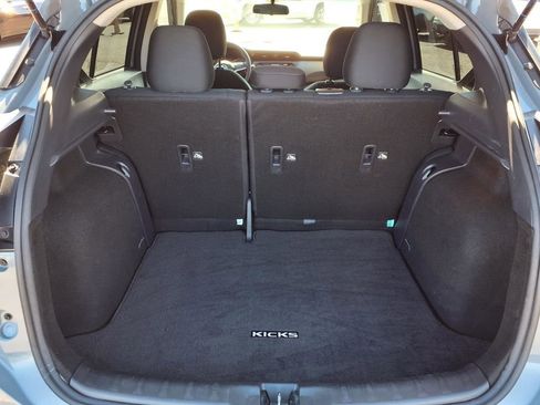 Used 2024 Nissan Kicks SV image 10