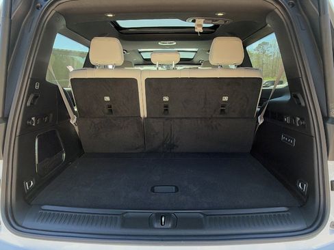New 2026 Jeep Grand Wagoneer Limited AWD/4WD image 13