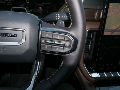 New 2026 GMC Yukon Denali Ultimate w/ LPO, Floor Liner Package AWD/4WD image 28