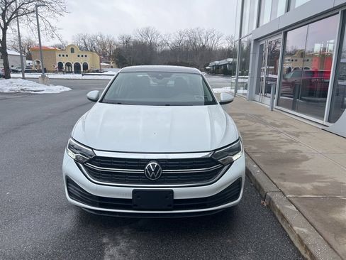 Used 2023 Volkswagen Jetta SE w/ Panoramic Sunroof Package image 50