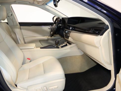 Used 2013 Lexus ES 350 image 47
