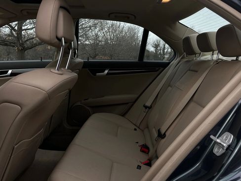 Used 2014 Mercedes-Benz C 300 4MATIC Sedan image 10