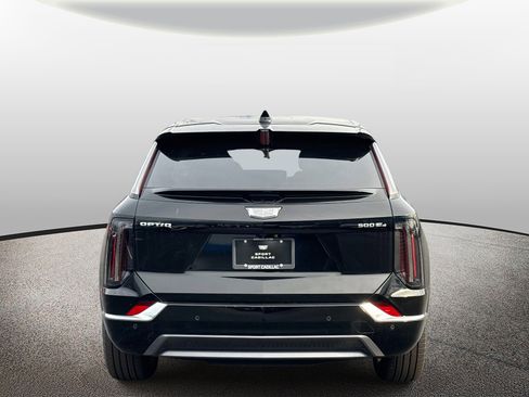 New 2025 Cadillac Optiq Luxury 2 image 20