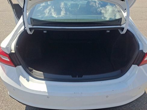 Used 2024 Chevrolet Malibu LT FWD image 29