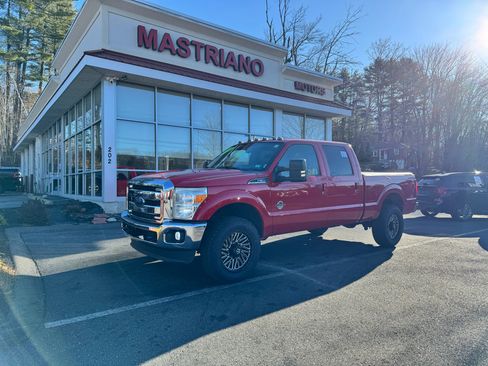 Used 2014 Ford F350 Lariat w/ Lariat Interior Package image 2