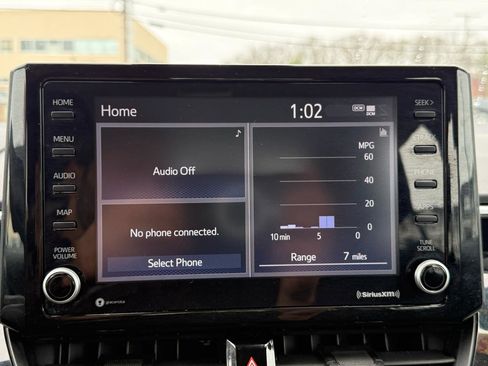 Used 2022 Toyota Corolla LE FWD image 16