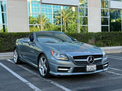 Used 2012 Mercedes-Benz SLK 350 image 7