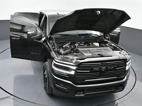 Used 2024 RAM 3500 Laramie w/ Night Edition image 44