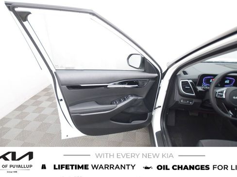 New 2026 Kia Seltos S image 9