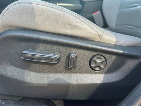 Used 2017 Honda CR-V EX-L image 15