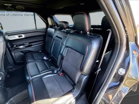 Used 2022 Ford Explorer ST-Line AWD/4WD image 28