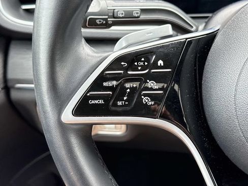 Used 2025 Mercedes-Benz GLE 350 4MATIC image 25