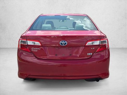 Used 2013 Toyota Camry LE FWD image 5
