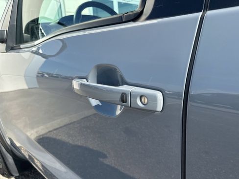 Used 2024 Nissan Frontier PRO-4X w/ Pro Premium Package AWD/4WD image 11