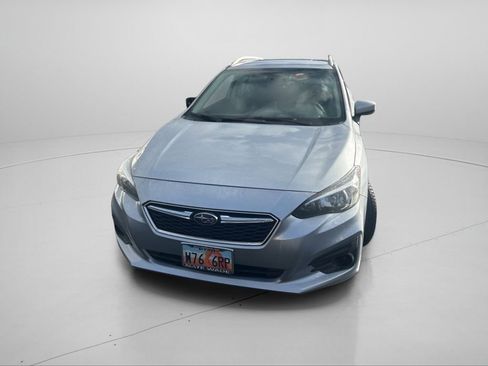 Used 2017 Subaru Impreza 2.0i Premium image 11