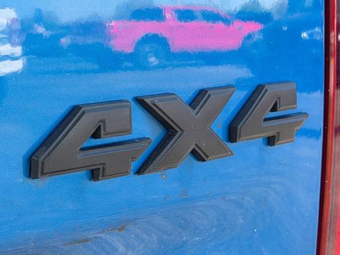 Used 2018 RAM 1500 Sport w/ Hydro Blue Sport Package image 7