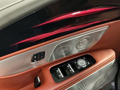 Used 2024 Lincoln Nautilus Black Label AWD/4WD image 16