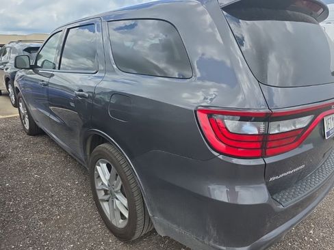 Used 2023 Dodge Durango GT RWD image 3