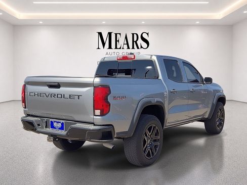 Used 2023 Chevrolet Colorado Trail Boss w/ Advanced Trailering Package AWD/4WD image 5