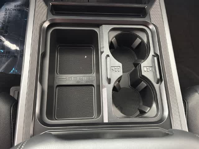 New 2026 Ford F250 Lariat w/ Black Appearance Package AWD/4WD image 9