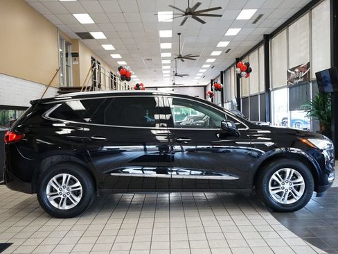 Used 2020 Buick Enclave Essence w/ Sound and Sites Package AWD/4WD image 19