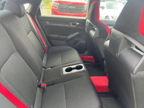 Used 2025 Honda Civic Type R image 9