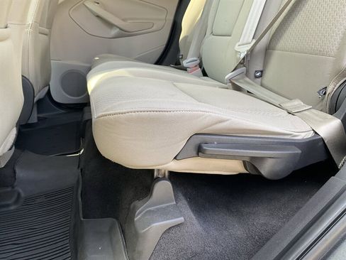 Used 2017 Ford Escape SE AWD/4WD image 15