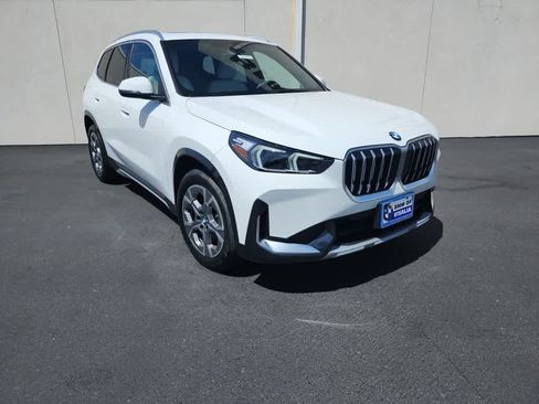 Used 2026 BMW X1 xDrive28i AWD/4WD image 2