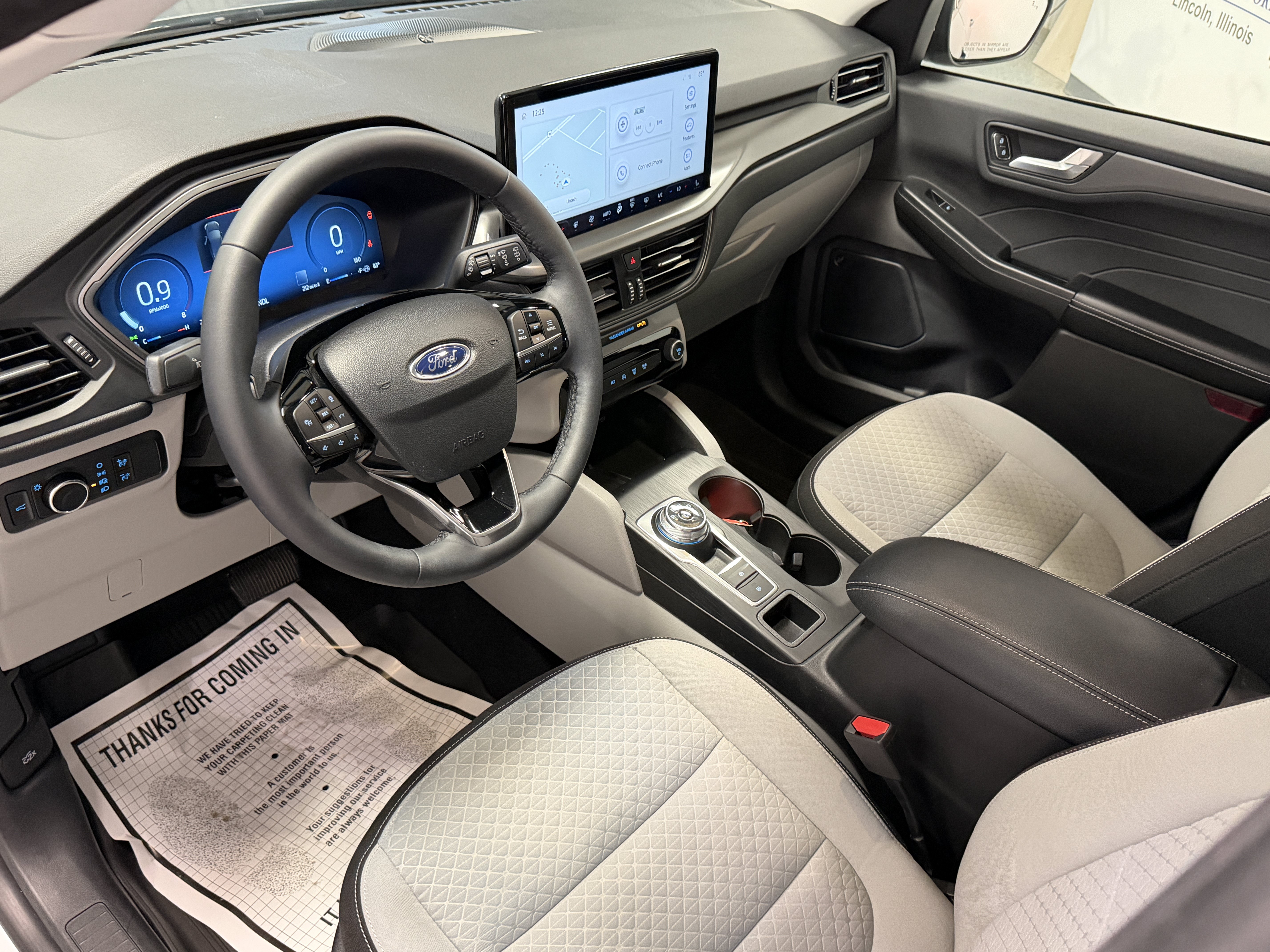 Used 2023 Ford Escape Active w/ Tech Pack #2 AWD/4WD image 4