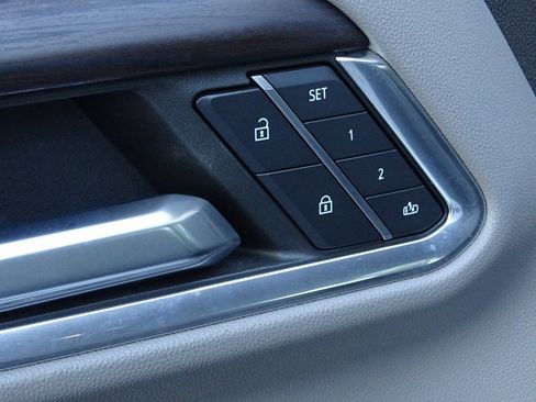 Used 2024 GMC Sierra 2500 SLT w/ SLT Convenience Package image 13