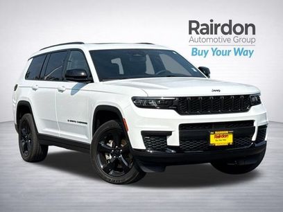 Used 2023 Jeep Grand Cherokee L Laredo