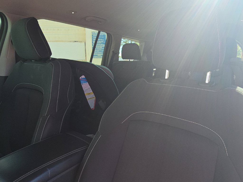 Used 2021 Jeep Grand Cherokee L Laredo w/ Luxury Tech Group I RWD image 11