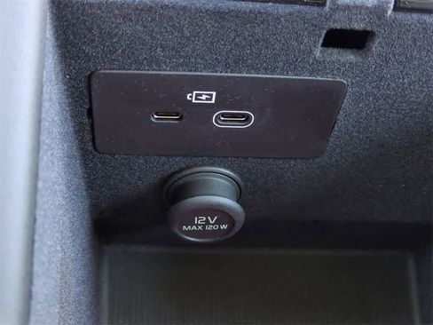 Used 2026 Volvo XC90 B6 Plus w/ Protection Package Premier image 30