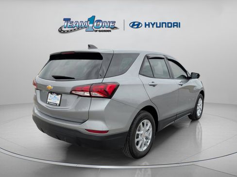 Used 2024 Chevrolet Equinox LS image 8