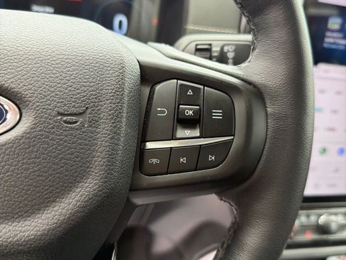Used 2024 Ford Ranger Lariat RWD image 21