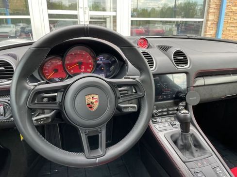 Used 2025 Porsche 718 Boxster Spyder RS RWD image 29