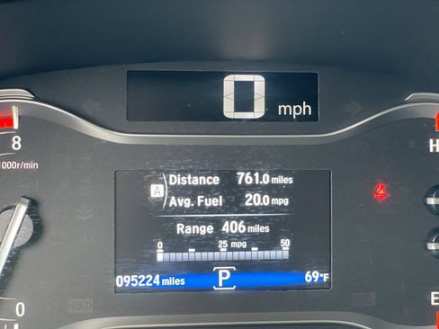 Used 2018 Honda Pilot EX-L image 3