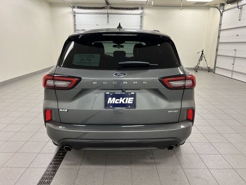 Certified 2024 Ford Escape ST-Line AWD/4WD image 5